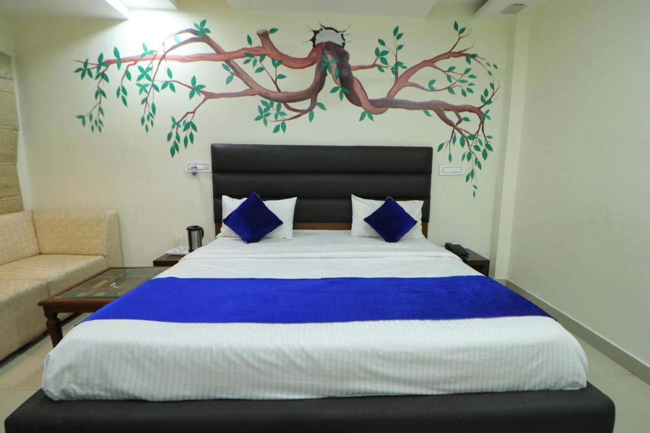 Hotel Eurasia Mohali International Airport Zirakpur Extérieur photo