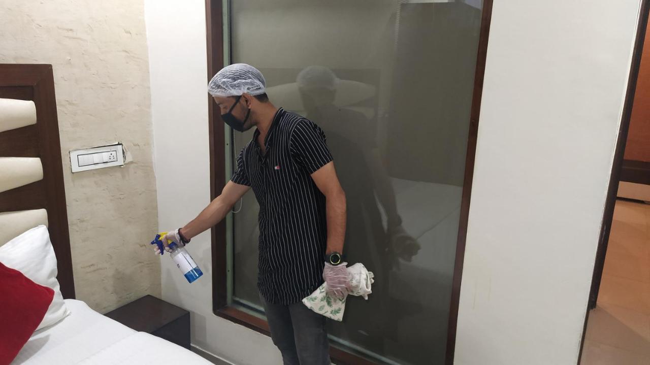 Hotel Eurasia Mohali International Airport Zirakpur Extérieur photo