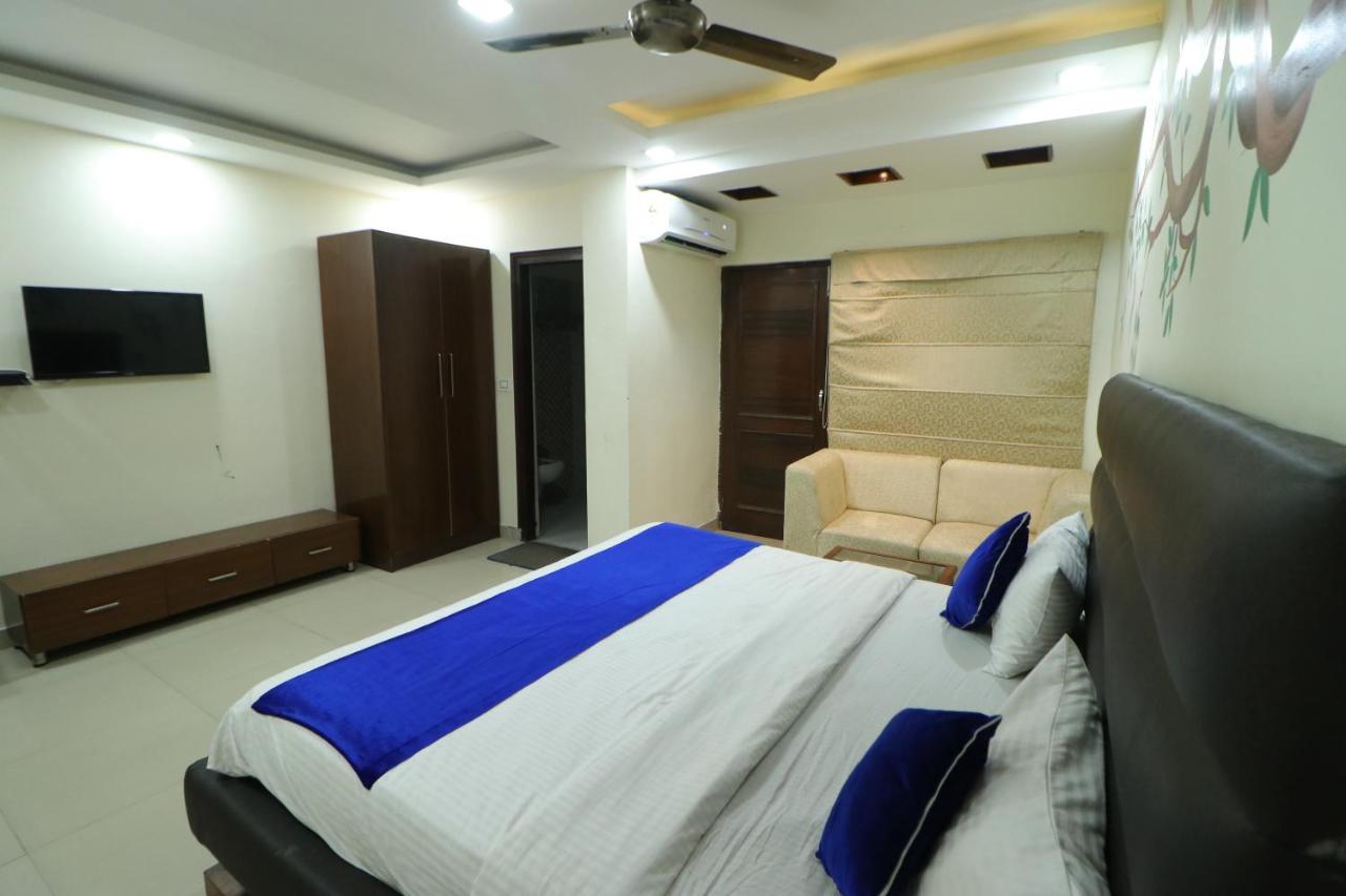Hotel Eurasia Mohali International Airport Zirakpur Extérieur photo