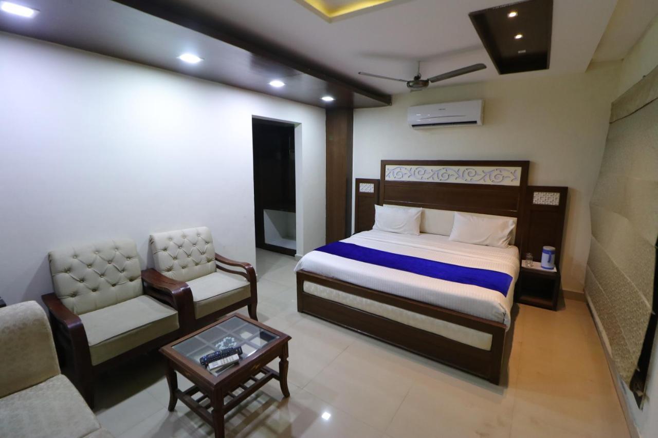 Hotel Eurasia Mohali International Airport Zirakpur Extérieur photo