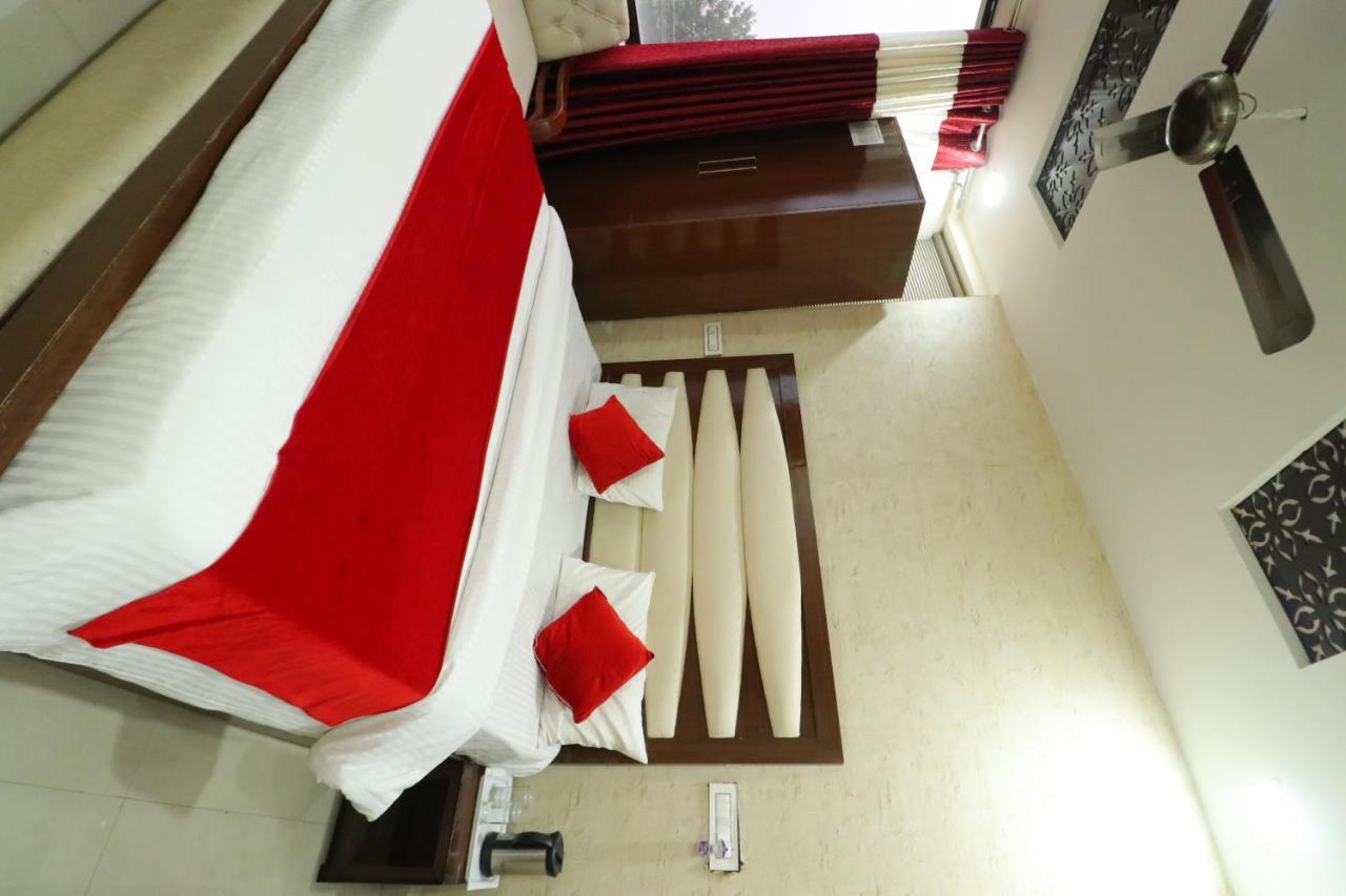 Hotel Eurasia Mohali International Airport Zirakpur Extérieur photo